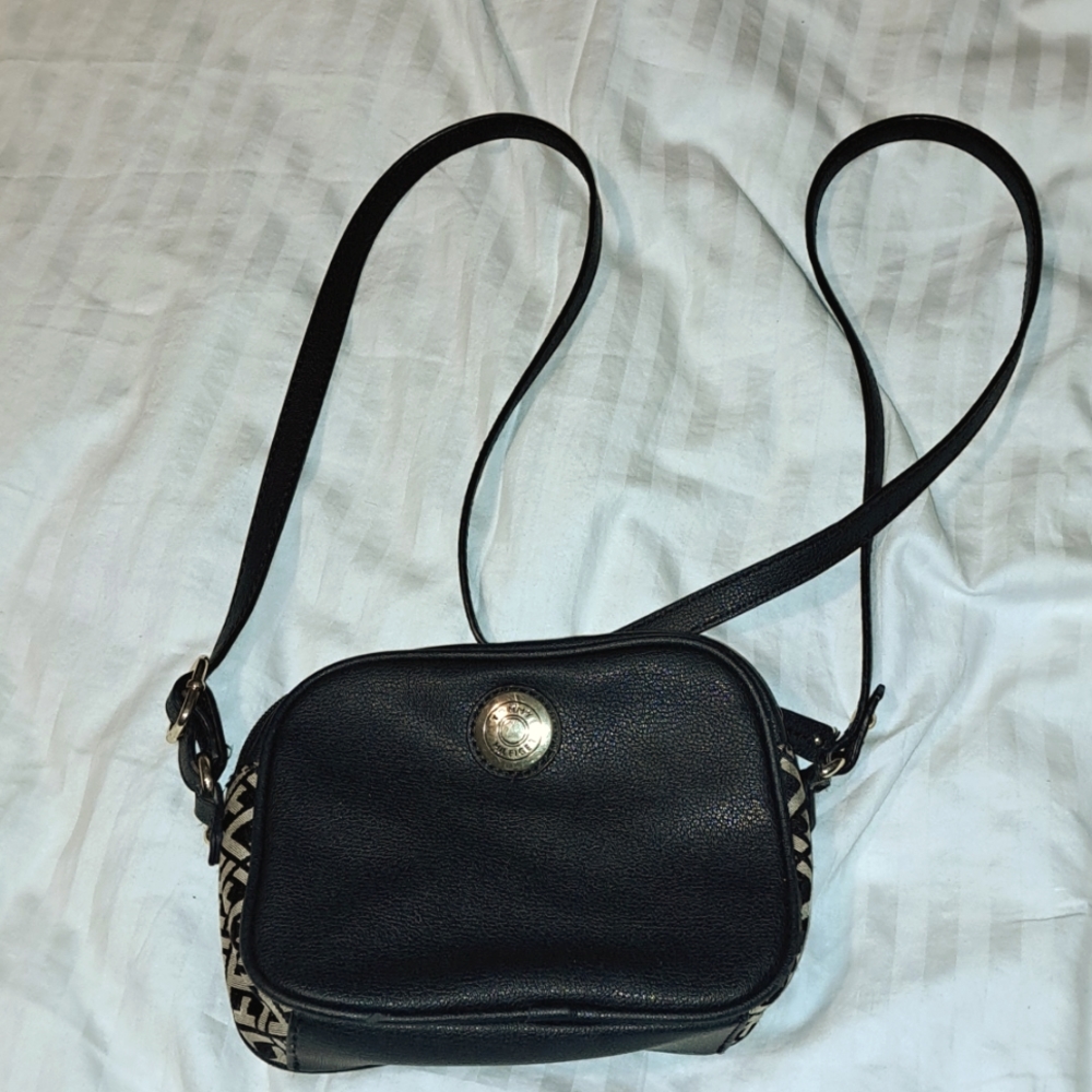 TOMMY HILFIGER Black Ladies' Clutch